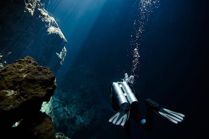 2 cenote divings (including one deep diving) for advanced divers in Tulum - Health, fitness, and certification: the limits are part of the deal