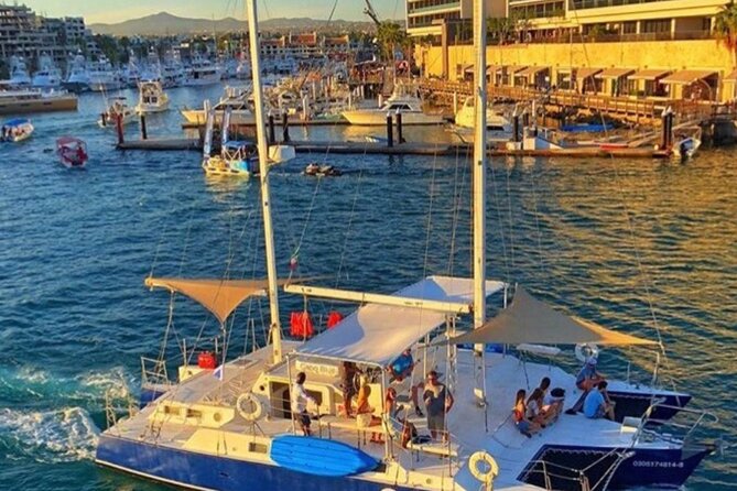 2 Hour Sunset Tour on Catamaran in Cabo San Lucas - Open bar and onboard snacks: what’s included and how it feels