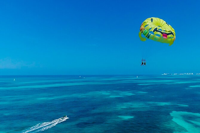 2 in 1 Parasail Cancun and Jet ski - Jet Ski for 30 Minutes: The Fun is Real, Finding the Spot Can Be Tricky