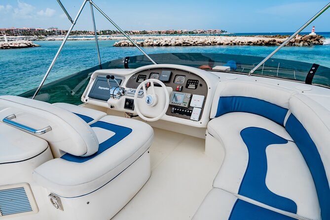 4 Hour 50' Azimut Yacht All-Inclusive in Tulum & Playa del Carmen - Your Included “All-Inclusive” Time: Bar, Snacks, and Ready-To-Go Gear
