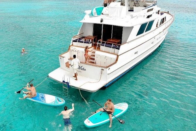 4 Hour - 80' Burger, Tulum, Playa del Carmen, Riviera Maya - The 4-hour rhythm: cruise, reef time, lunch, and playlist control