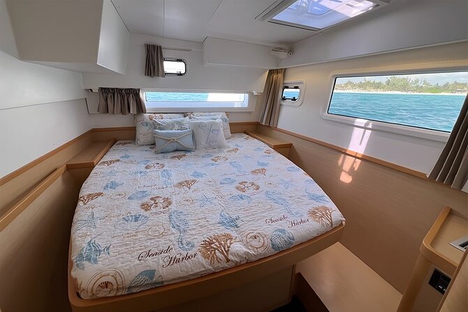 4 Hour Catamaran Experience in a Private 42' Lagoon - Price and logistics: is $1,800 per group actually good value?