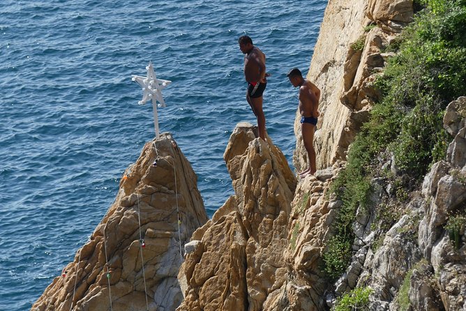 4Hrs Small Group Half Day City Tour with Lunch at High Divers - Lunch at the Show Stop: Included, But Confirm the Details
