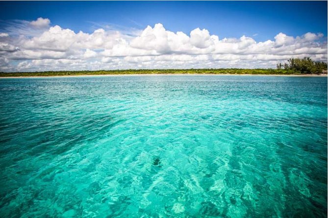 5H 42' Azimut Yacht All-Inclusive from Tulum & Playa del Carmen. - Meeting at Riviera Elite and getting comfortable fast