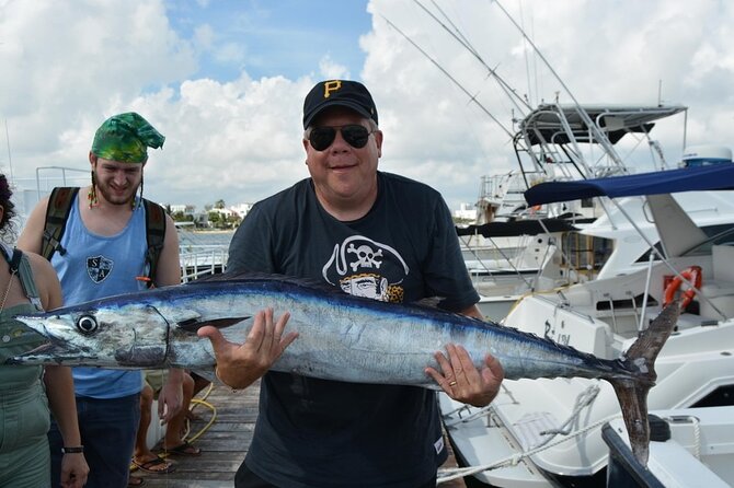 6-Hour Shared Fishing Tour - What you fish for: snapper, barracuda, tuna, and the big-game possibilities