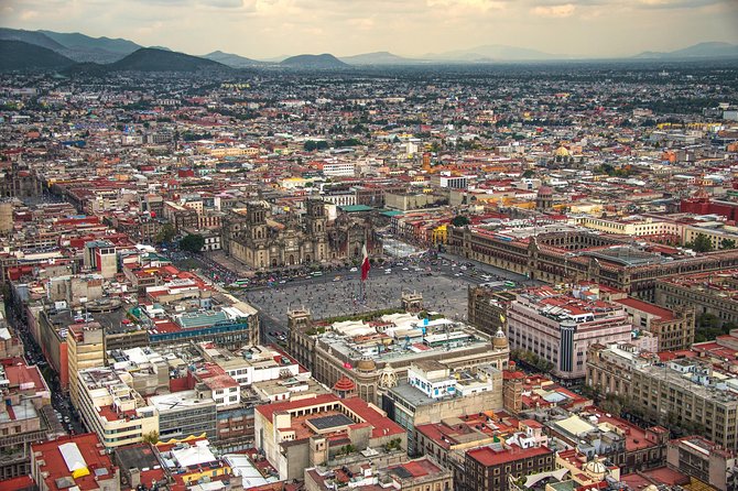 6-Night Best of Central Mexico Tour: Teotihuacan Pyramids, Taxco, Cuernavaca and Puebla from Mexico City - Your First Day in Mexico City: Airport Pickup and Turibus Orientation