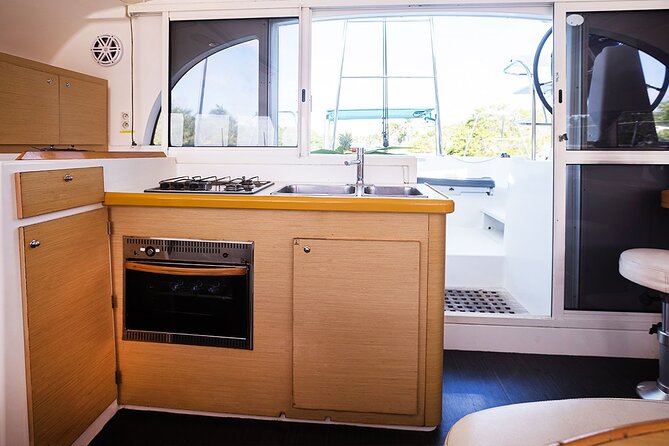 8H 38' Catamaran All-Incl. to Cozumel in Tulum & Playa del Carmen - Price and value: what you’re paying for, per person