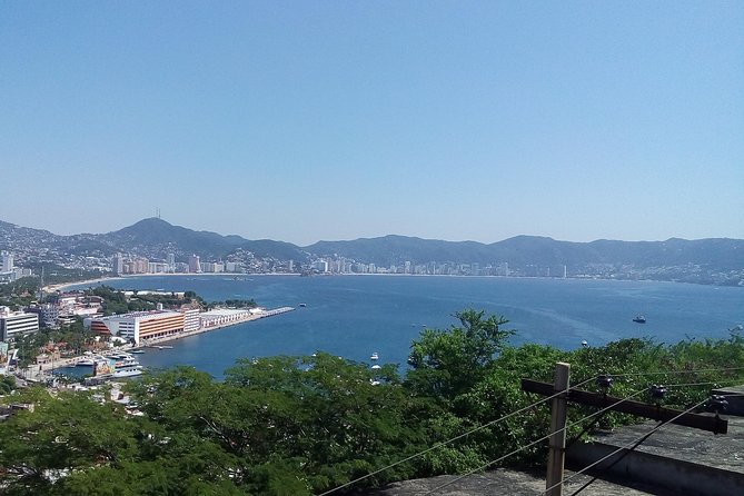 Acapulco City Tour - Los Flamingos Hotel and the Hollywood names you’ll recognize