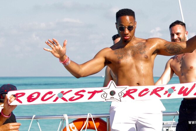 Adults only Hip Hop Sessions Boat Party Cancun - Boat party rules: adult-only helps, but bring the right mindset