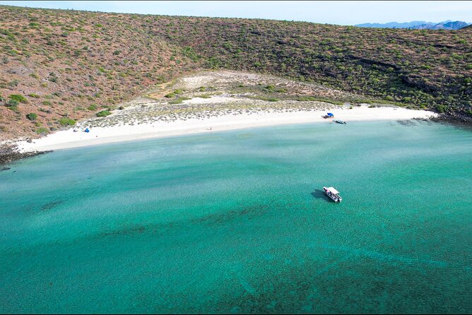 Adventure to Espiritu Santo Island: Snorkel with Sea Lions and Beach - Packing list that actually helps