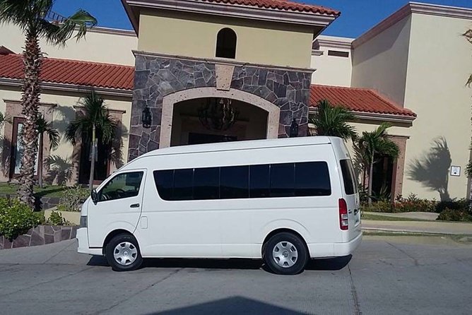 Airport Los cabos Round Trip Transportation - Drivers and service tone: why names keep coming up