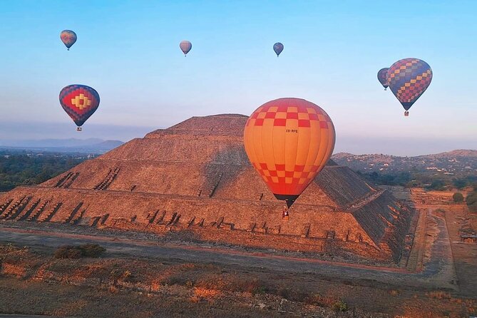 All-inclusive hot air balloon flight over Teotihuacan - Key highlights before you go