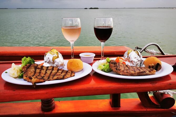 Amazing Romantic Dinner on a Spanish Galeon with Saxophone Music - Dinner Choices, Open Bar, and What You Actually Get