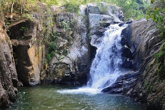 Arcos - Animas - Quimixto. By Grupo Naviero de la Bahìa (Bahia Alegre) - Quimixto Waterfall: Optional Walk, Optional Sweat