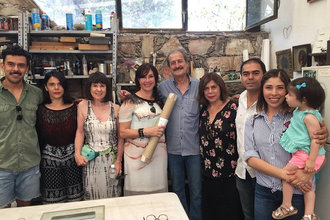 Art tour through artists' workshops around San Miguel de Allende - The Small-Group Format, Pickup Spot, And Timing That Helps