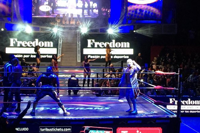 Authentic Lucha Libre Tour : Wrestling School, Tacos & Mezcal - Why the guide makes or breaks lucha libre