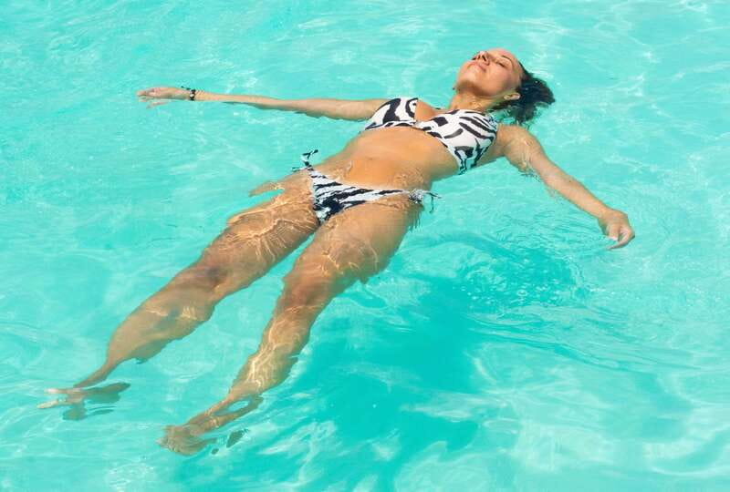 Bacalar: 3 Hour Boat Trip with Swimming & Drinks - Isla de los Pájaros: bird sanctuary viewing on water time