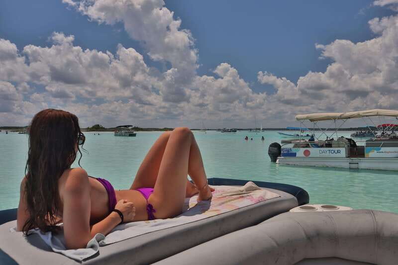 Bacalar: 3-hr Pontoon Boat Tour with Beach Club + Kayaks - Cenote Esmeralda and Cenote Negro, Quick Views That Still Matter