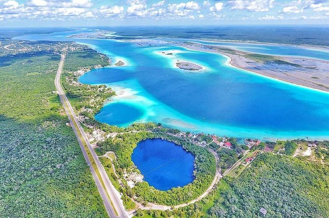 Bacalar Lagoon of 7 Colors from Playa del Carmen and Tulum - Lunch, beer, and water, plus the reality of how the meal might be served