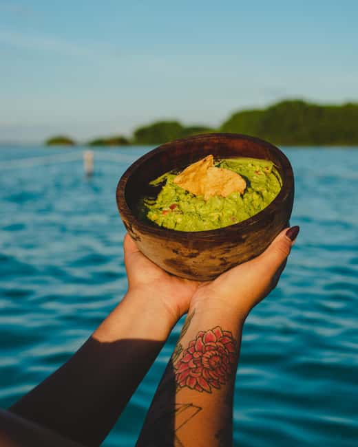 Bacalar Lagoon Sailing Tour with Open Bar and Mexican Lunch - Key points to know before you go