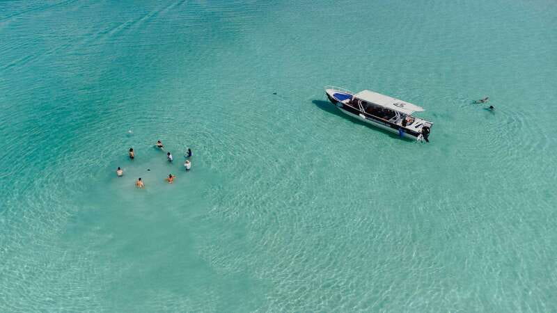 Bacalar Lagoon Sightseeing Boat Tour with Open Bar & Snack - El Canal de los Piratas: first swim, first wow, 45 minutes of freedom