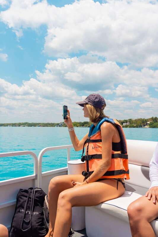 Bacalar: Lake of Seven Colors Pontoon Tour with Fruit - Fruit, ice, and water: the comfort package that makes the day