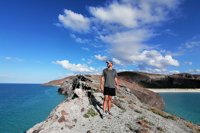 Balandra & Tecolote: hike, kayak and snorkel in paradise - Kayaking in Balandra: mangroves, wildlife, and sit-on-top tandems