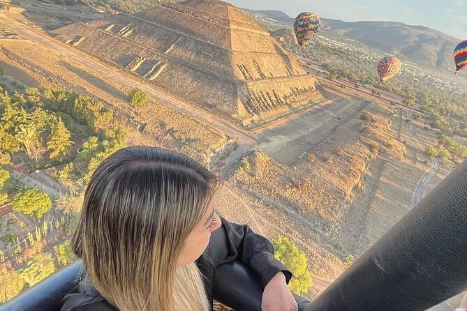 Balloon flight + CDMX pickup + Buffet Breakfast - Check-In and Balloon Assignment: what happens before you fly