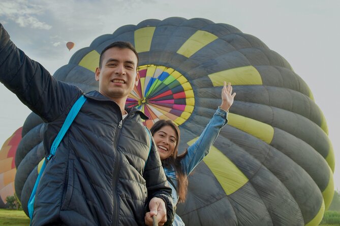 Balloon flight with breakfast in Cave and Pyramids tour from CDMX - Breakfast in a natural cave: the highlight you must verify