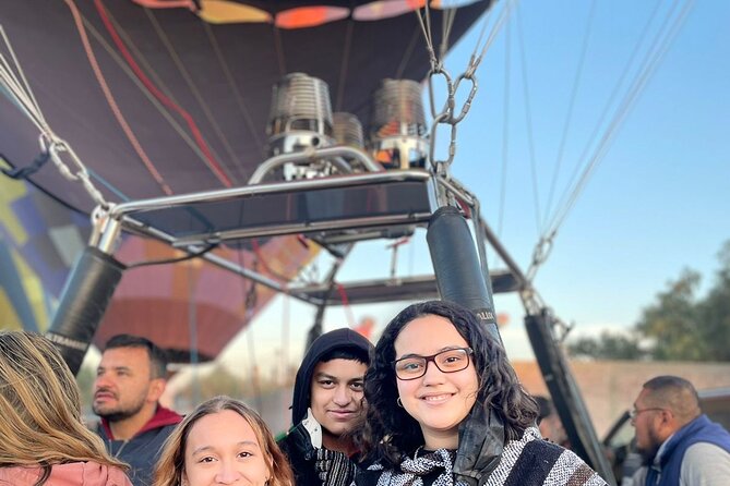 Balloon flight with private transportation and guided tour to Teotihuacán - San Francisco Mazapa launch site: the check-in flow