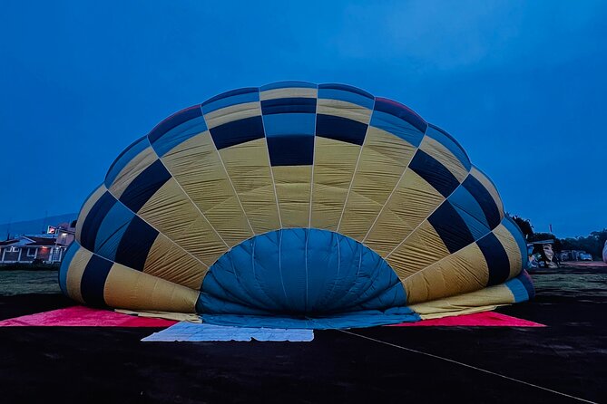 Balloon flight with private transportation and guided tour to Teotihuacán - Teotihuacan with a SECTUR certified guide