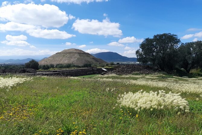 Balloon flight with private transportation and guided tour to Teotihuacán - Teotihuacan timing, crowds, and how to get your bearings