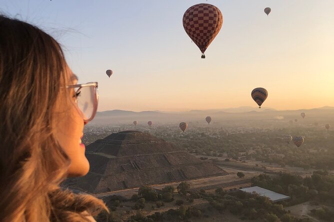Balloon flight with pyramids tour and transportation from Mexico City - La Cueva Teotihuacán breakfast: the cave moment that makes the morning feel real