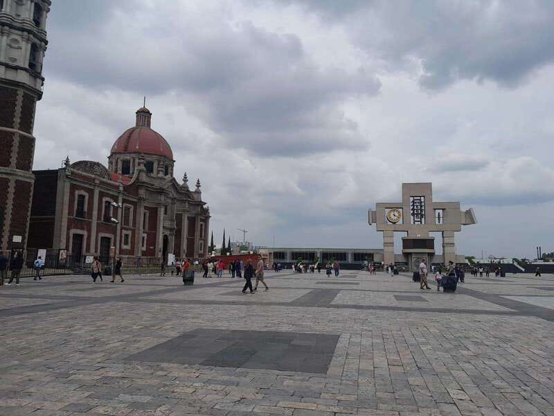 Basilica de Guadalupe: Complete Walking Tour - Tepeyac Hill to El Cerrito and La Ofrenda