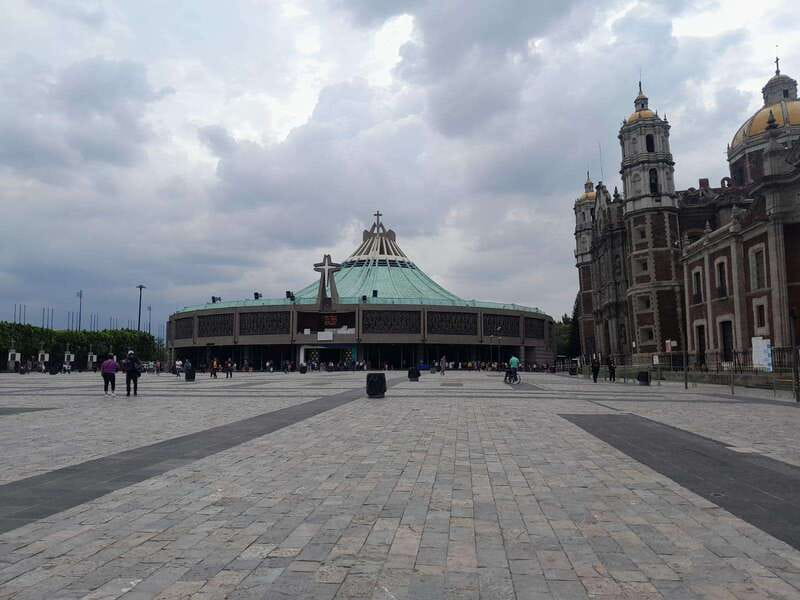 Basilica de Guadalupe: Complete Walking Tour - Atrio de las Americas to Calzada de Guadalupe Market