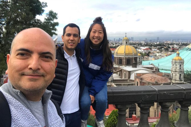 Basilica of Our Lady of Guadalupe Visit - A half-day Guadalupe route with the guide doing the heavy lifting