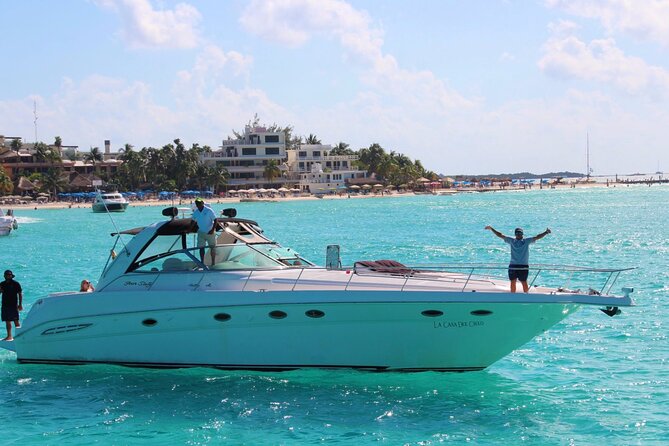 Beautiful Yacht SeaRay 48ft / 15PAX 25P16 - A 48-foot Sea Ray for up to 15, with real comfort