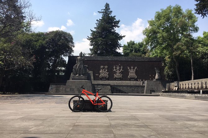 Bike Tour in Mexico City - The guide experience: Miguel, Bianca, and the value of clear explanations