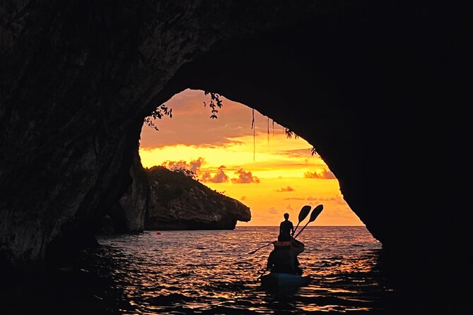 Bioluminescence by kayak or SUP to Los Arcos Puerto Vallarta - What happens after the paddle: cocoa, cookies, s’mores, and pizza options