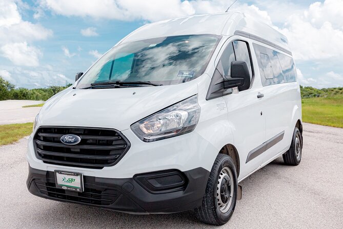 Black Luxury Van from hotels to Cancun Airport - Key things that make this Cancun airport van work well