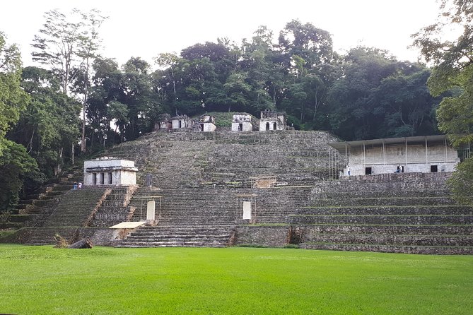 Bonampak & Yaxchilan: Hidden Maya Ruins in the Chiapas Jungle - Guides and language: why it can make or break your understanding