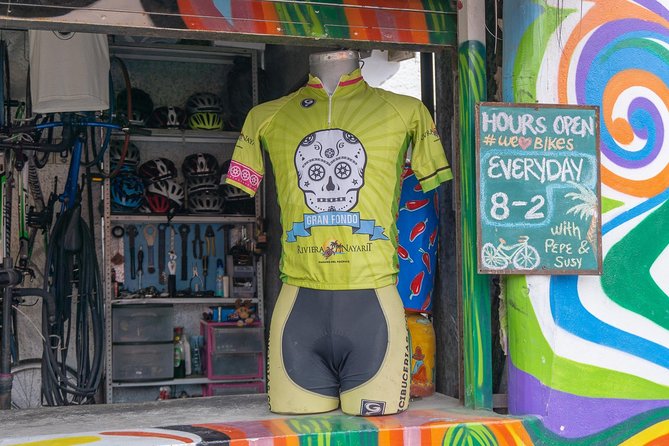 Bucerias Bike and Food Tour - The ride itself: 6 miles, easy pace, and Sierra Madre views