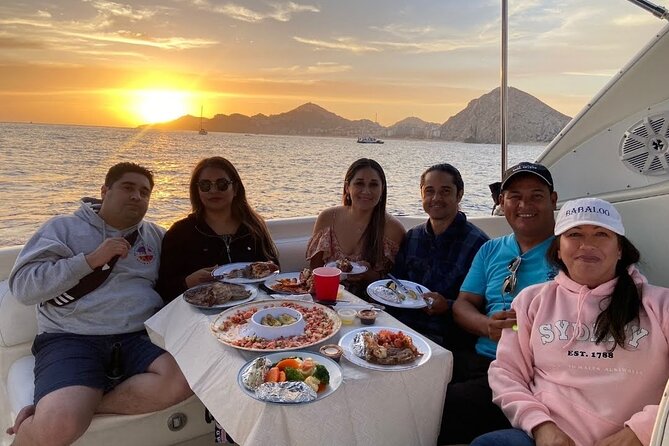 Cabo Arch Sunset Yacht Tour - Dinner & Drinks — Up to 18 Guests - Boat size and comfort: great for groups, but check the fit