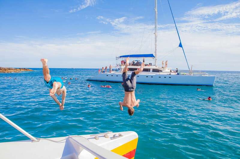 Cabo Catamaran Snorkel: Arch & Santa Maria, Open Bar, Snacks - Quick hits