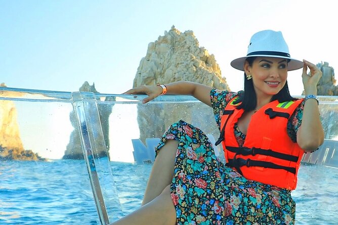 Cabo's Original Clear Boat Tour: See all of the tourist locations - Stop 1: The Arch of Cabo San Lucas, the close-up photo moment