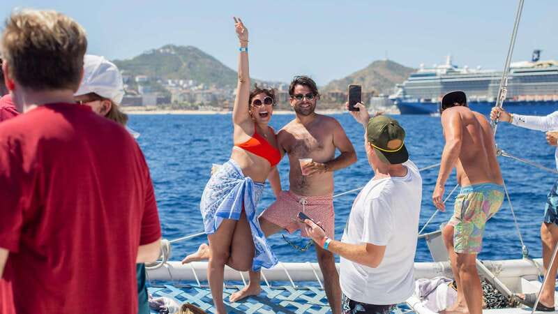 Cabo San Lucas: 4-Hour Snorkeling Cruise with Open Bar - Cabo cruise route: the sightseeing that makes snorkeling feel worth it