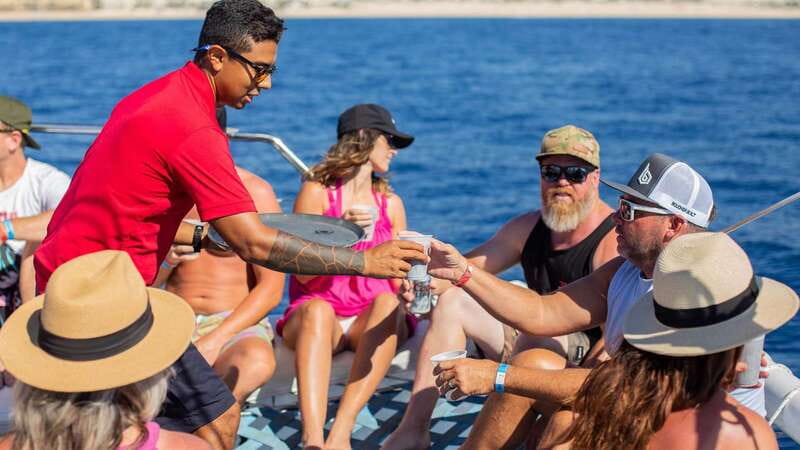 Cabo San Lucas: 4-Hour Snorkeling Cruise with Open Bar - Weather, sea conditions, and how they can change your experience