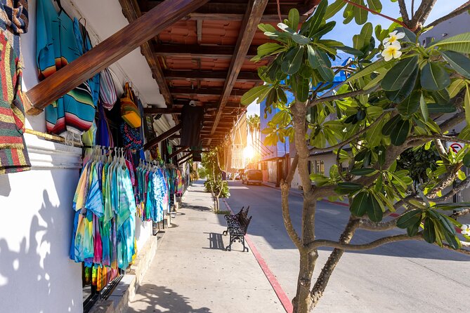 Cabo San Lucas Arch Cruise and Shopping Tour - Glass Blowing Factory: Watching Craft Up Close