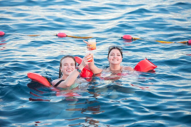 Cabo San Lucas Boat Tour with Snorkeling, Open Bar, and Lunch - Open bar and music: why the ride home feels like the main event