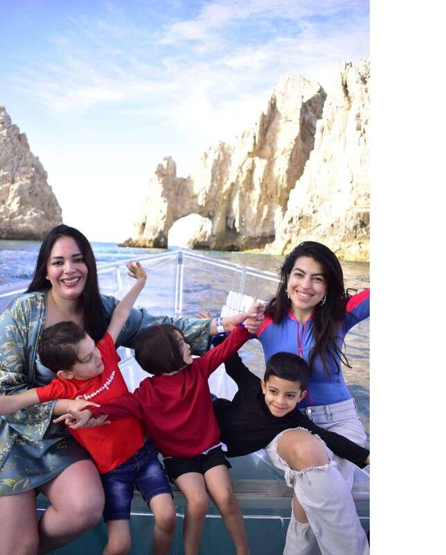 Cabo San Lucas: Glass Bottom Boat Tour to Land's End - The Glass-Bottom Boat Experience: Seeing Fish Without Snorkeling